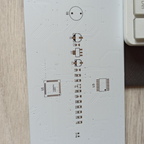 Mehrfarbiges LED-Uhr-Bausatz – Digitale Anzeige