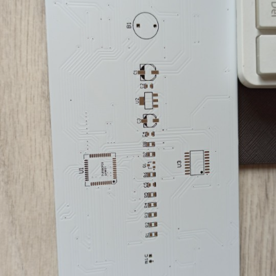 Mehrfarbiges LED-Uhr-Bausatz – Digitale Anzeige